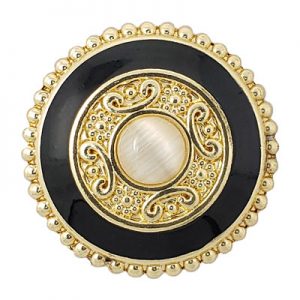 Regally Yours Creamy Treasure Snap - Large